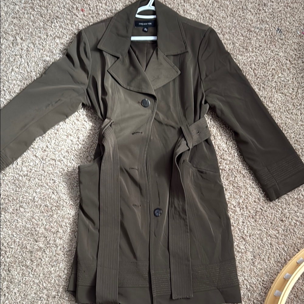 Jones New York Green Trench Coat Timeless Double-Breasted Design